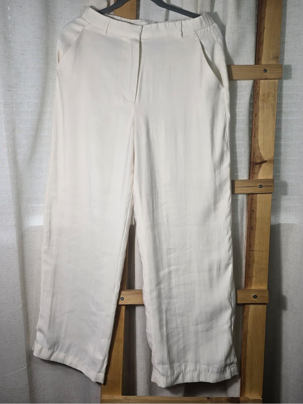 Abercrombie & Fitch Cream Curve Love High-Rise Pants